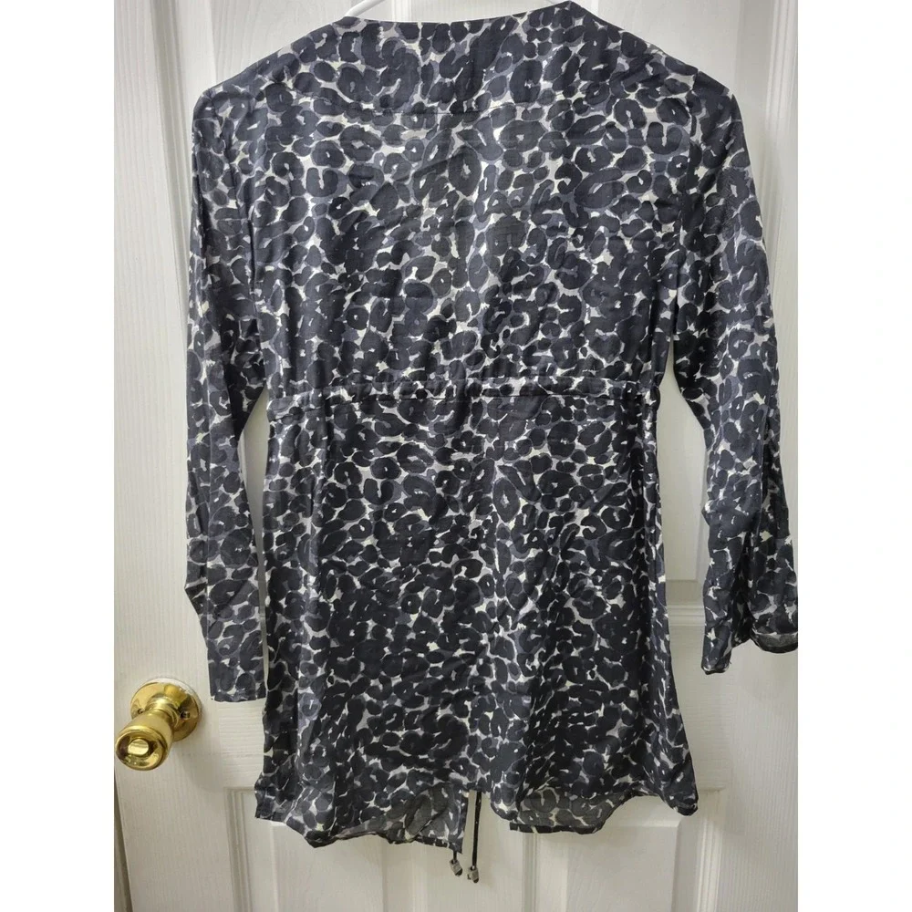 Michael Kors Womens Blouse Size XS Animal Print, Beaded Bodice, 3/4 Sleeve EUC